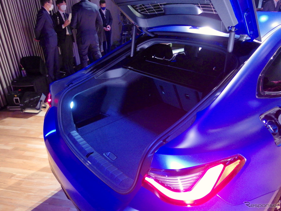 BMW i4 M50《写真撮影 高木啓》