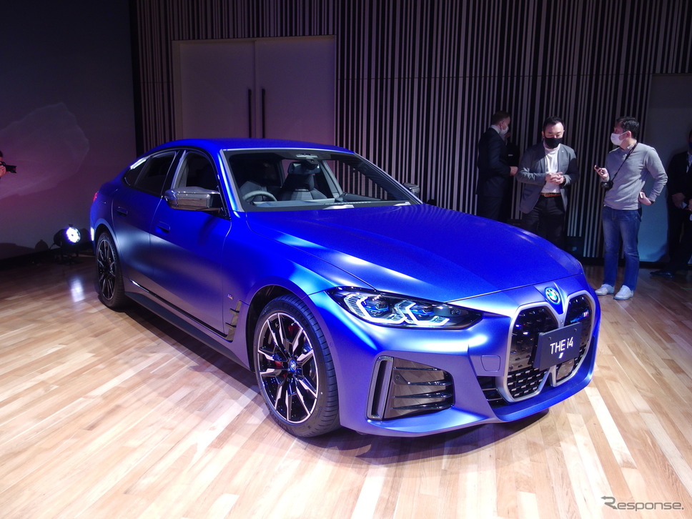BMW i4《写真撮影 高木啓》