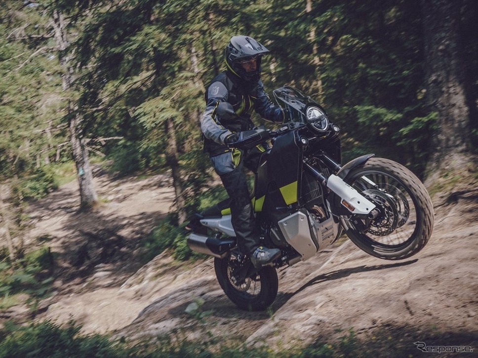 ハスクバーナ・ノーデン901《photo by Husqvarna》