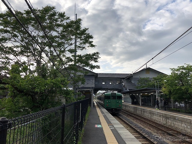 甲南駅《写真提供 滋賀県草津線複線化促進期成同盟会》