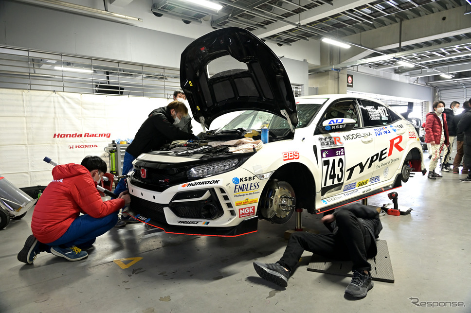 スーパー耐久公式テスト…カーボンニュートラルと人材育成に意欲《撮影 雪岡直樹》
