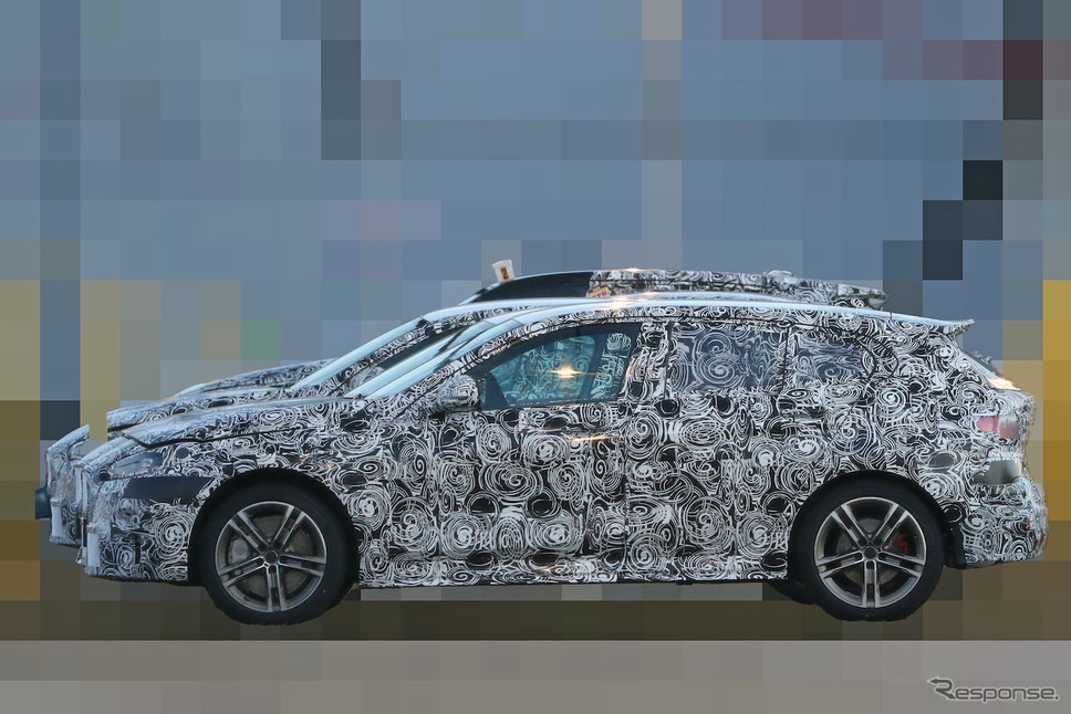 BMW 1シリーズ 改良新型プロトタイプ（スクープ写真）《APOLLO NEWS SERVICE》