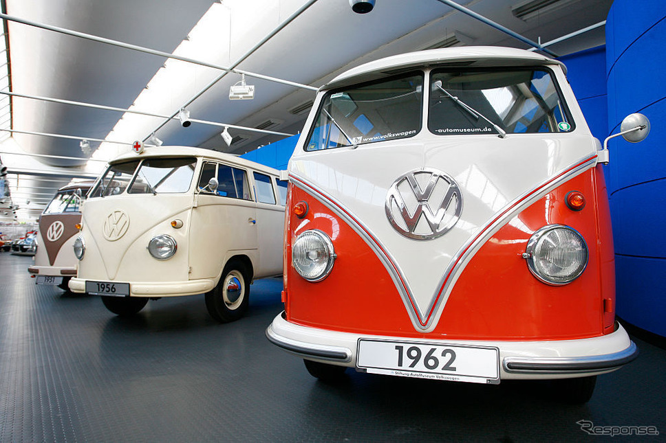 1985年に開館したVW自動車博物館に展示されたタイプ2(1985年)《Photo by Yavuz Arslan/ullstein bild via Getty Images/ゲッティイメージズ》