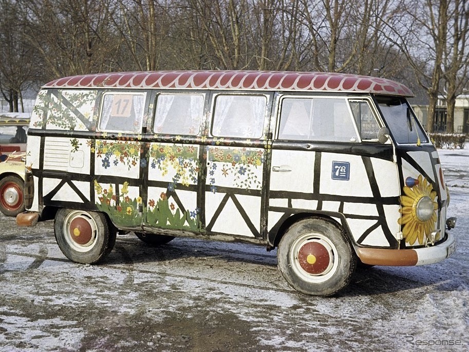 VWタイプ2(1970年)《Photo by Weden/ullstein bild via Getty Images/ゲッティイメージズ》