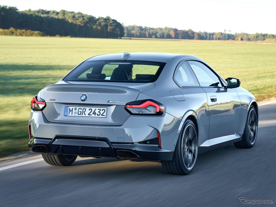 BMW 2シリーズクーペ:M240i xDrive《photo by BMW》