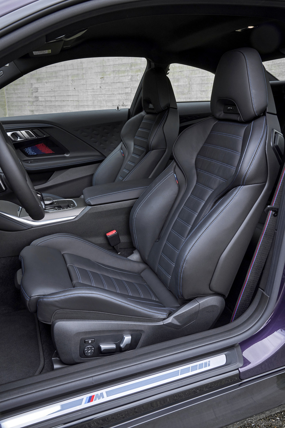BMW 2シリーズクーペ:M240i xDrive《photo by BMW》