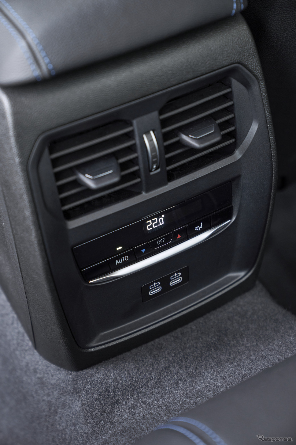 BMW 2シリーズクーペ:M240i xDrive《photo by BMW》