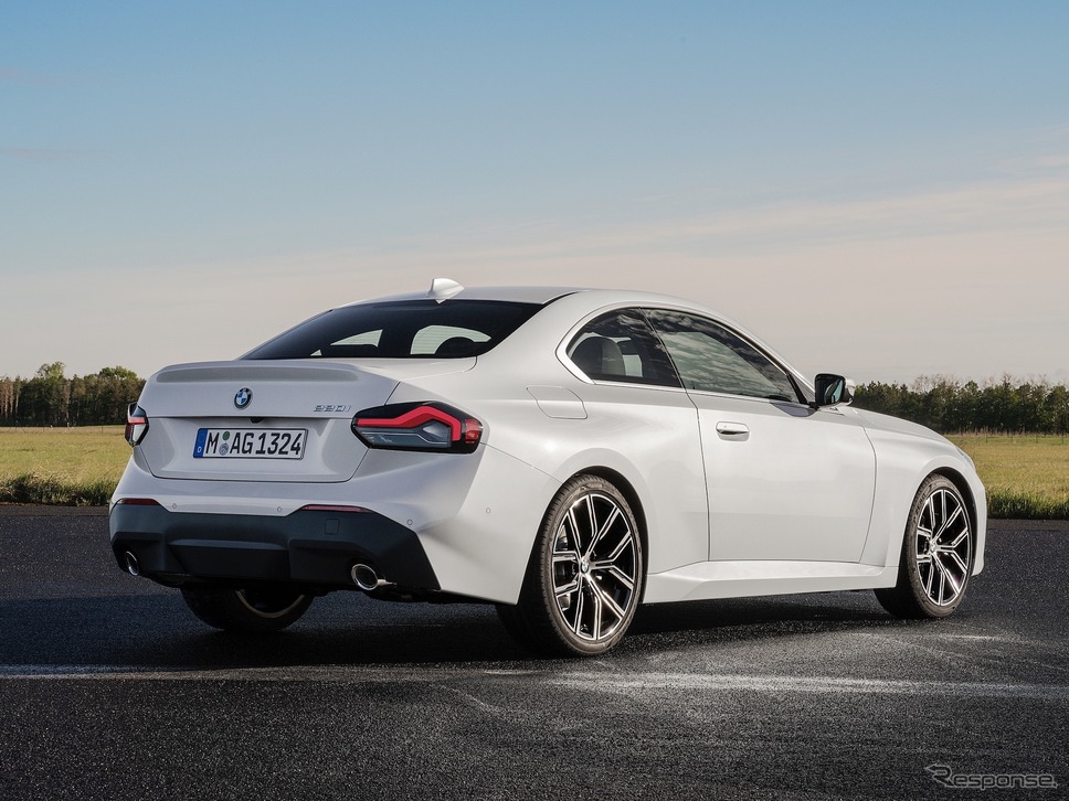 BMW 2シリーズクーペ:220i《photo by BMW》