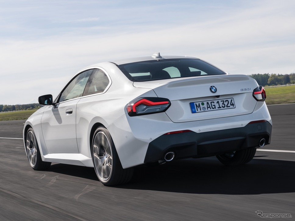 BMW 2シリーズクーペ:220i《photo by BMW》