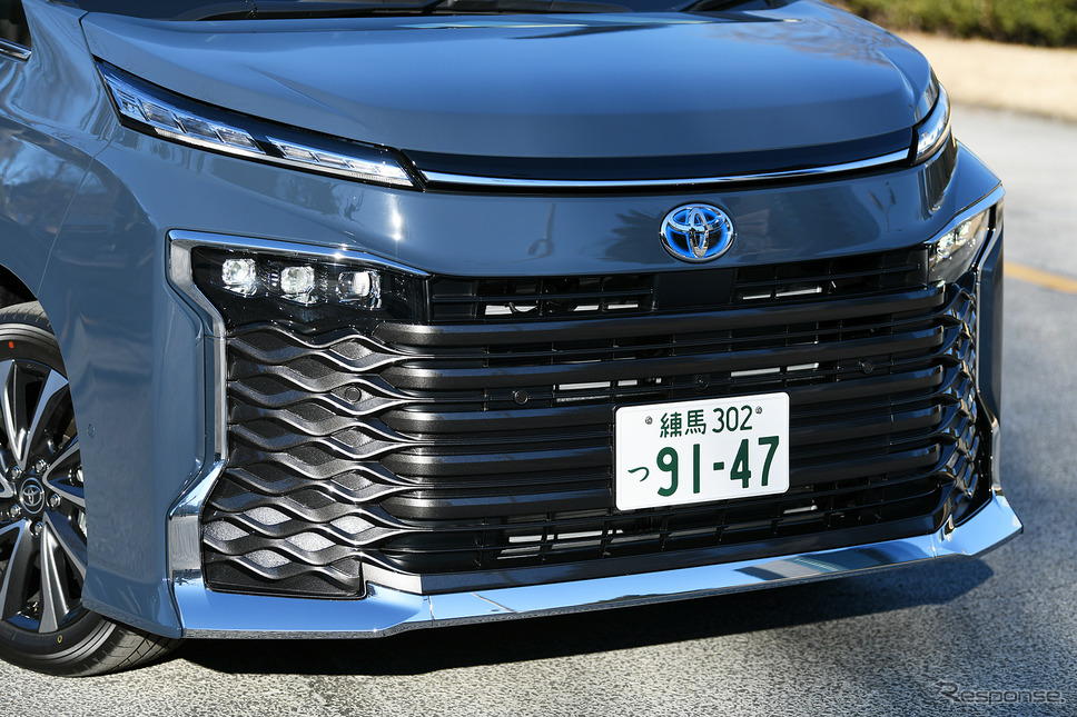トヨタ ヴォクシー 新型《写真撮影 中野英幸》