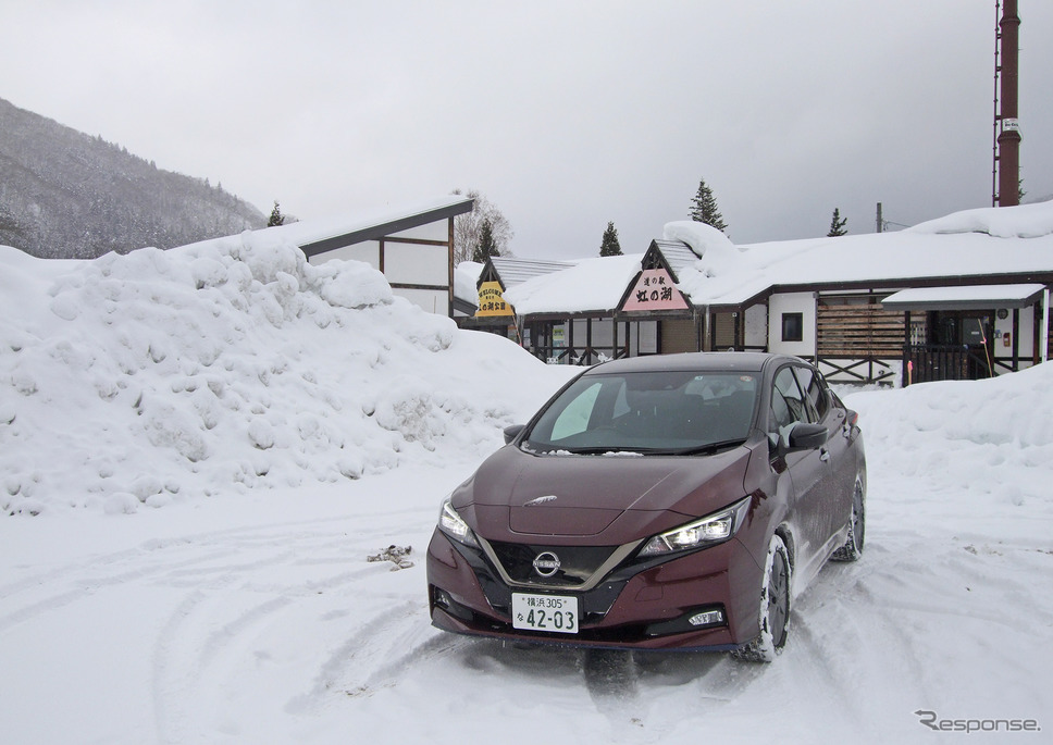 道の駅を発見!!・・・しかし冬季休業中だった。日産 リーフ で冬季1900km試乗。《写真撮影 井元康一郎》