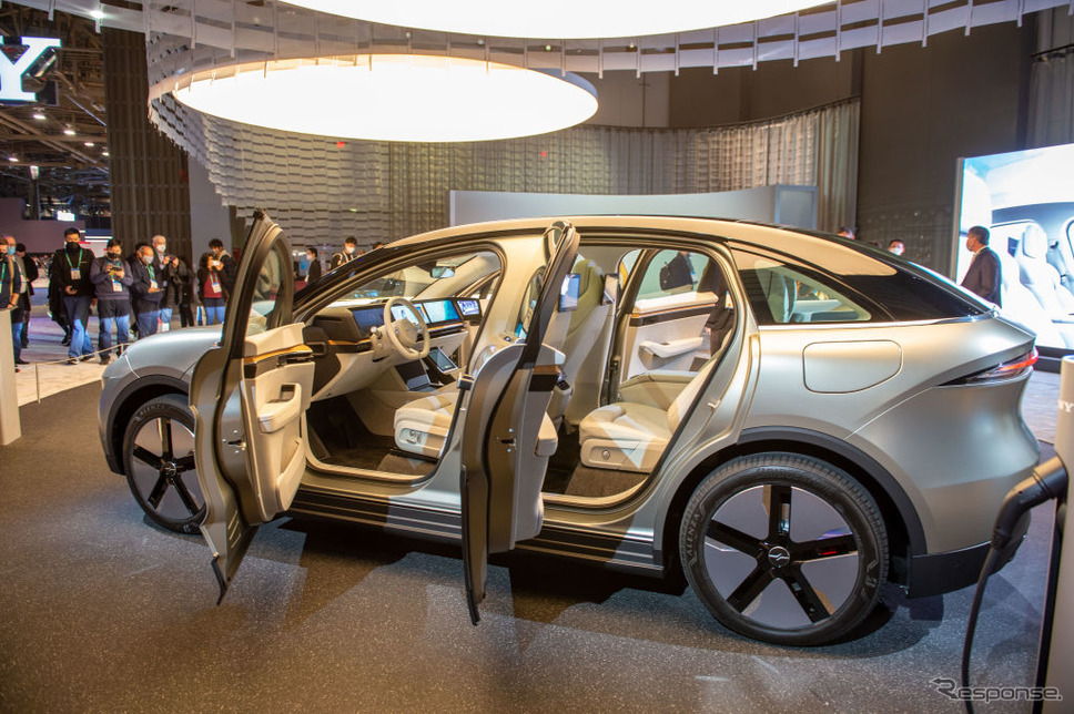 ソニーが開発したEV、VISION-S 02（CES 2022）《Photo by Andrej Sokolow/picture alliance via Getty Images/ゲッティイメージズ》