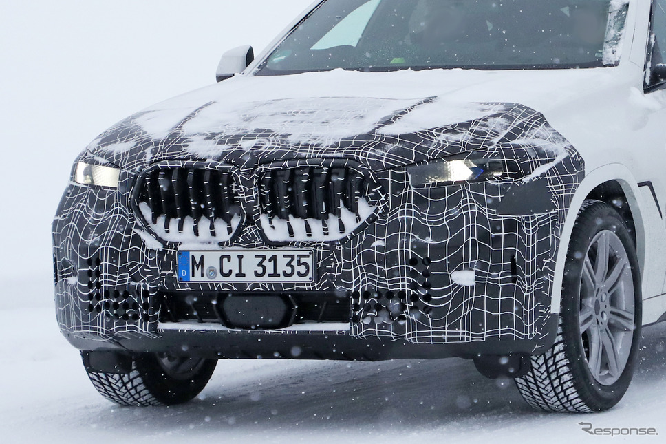 BMW X6 改良新型プロトタイプ スクープ写真《APOLLO NEWS SERVICE》