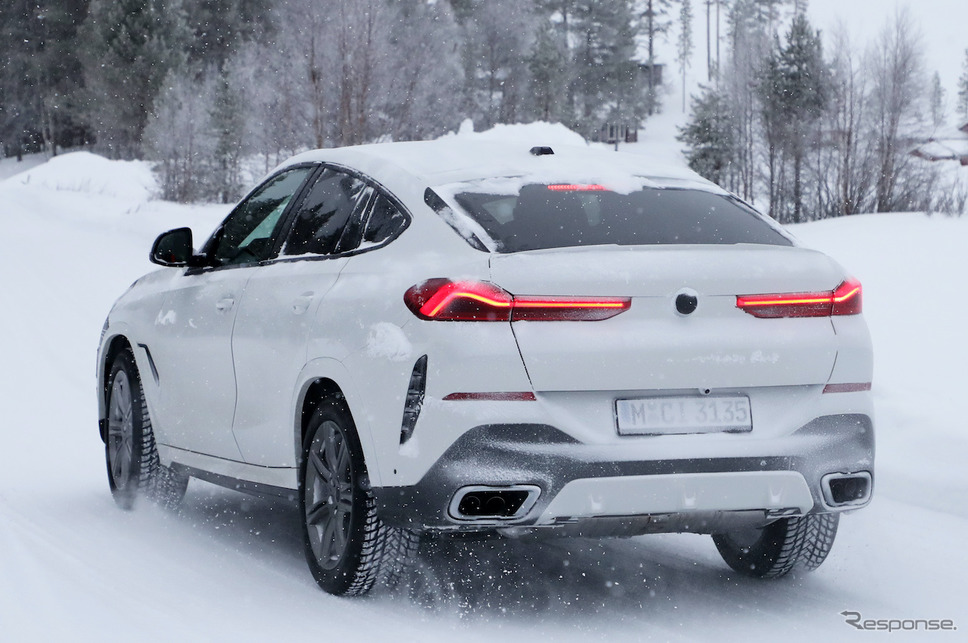 BMW X6 改良新型プロトタイプ スクープ写真《APOLLO NEWS SERVICE》