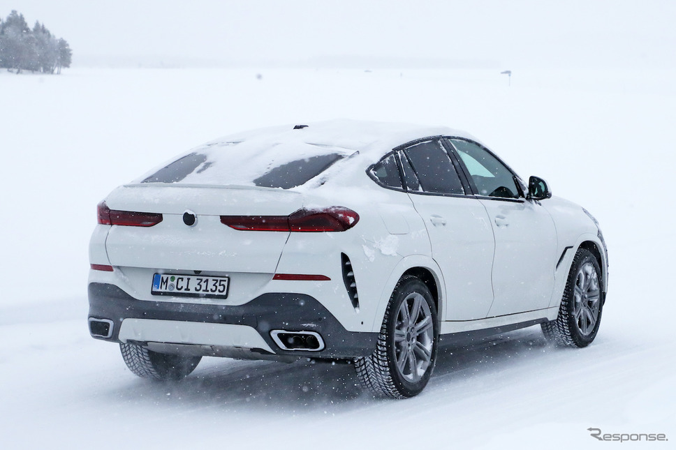 BMW X6 改良新型プロトタイプ スクープ写真《APOLLO NEWS SERVICE》