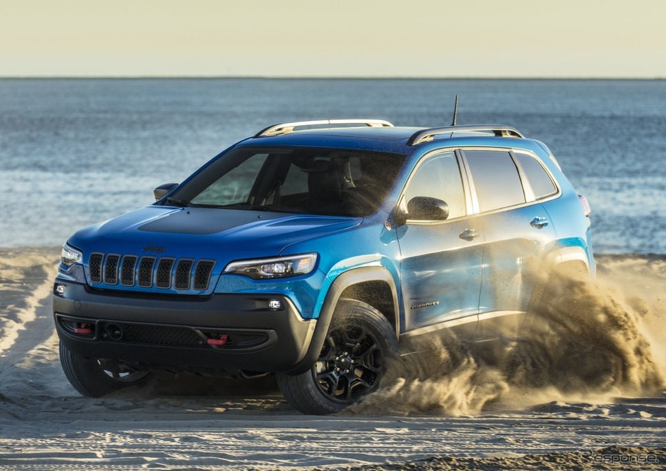 ジープ・チェロキー・トレイルホーク(米国仕様)《photo by Jeep》