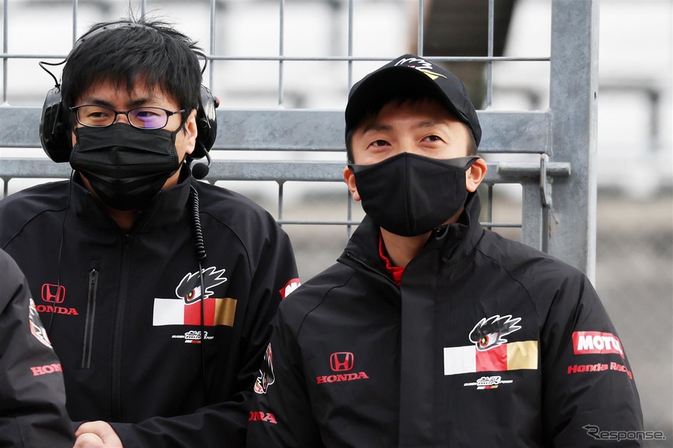 総合2位の#1 野尻智紀(TEAM MUGEN)(右)《写真撮影 竹内英士》