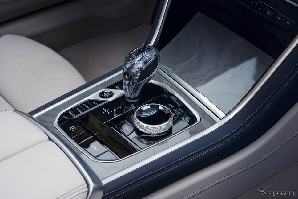 BMW 8シリーズ・カブリオレ 改良新型《photo by BMW》