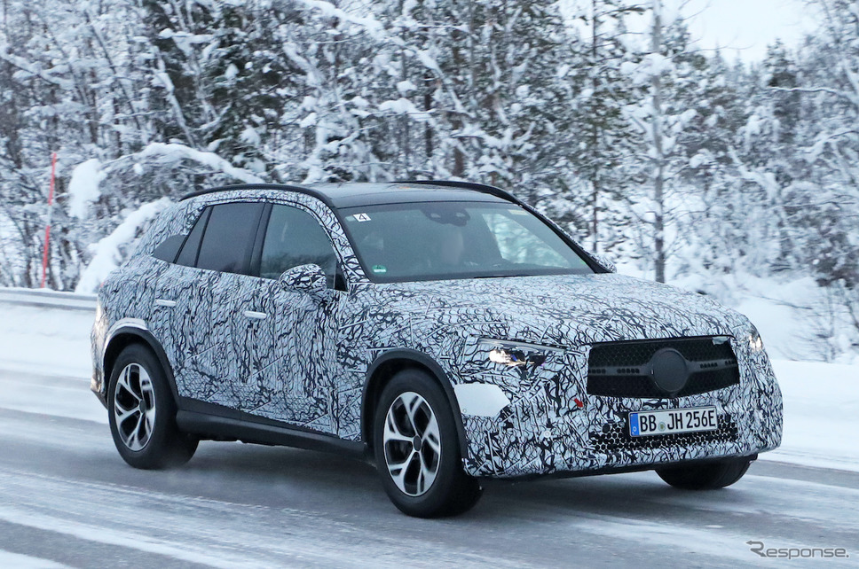 メルセデスベンツ GLC 次期型プロトタイプ(スクープ写真)《APOLLO NEWS SERVICE》