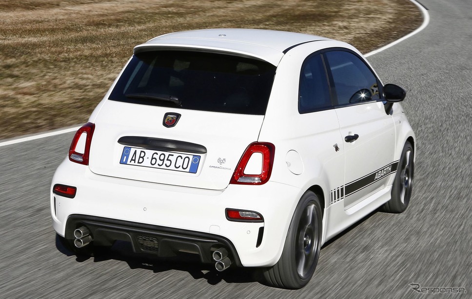 アバルト 695 の「コンペティツィオーネパック」《photo by Abarth》
