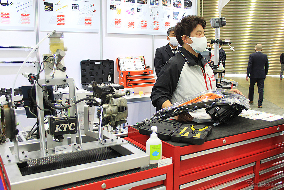 KTC京都機械工具（IAAE 2022）《写真撮影 大野雅人》