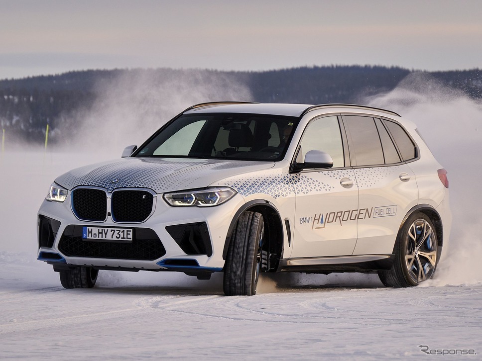 BMW iX5 ハイドロジェン のプロトタイプ《photo by BMW》