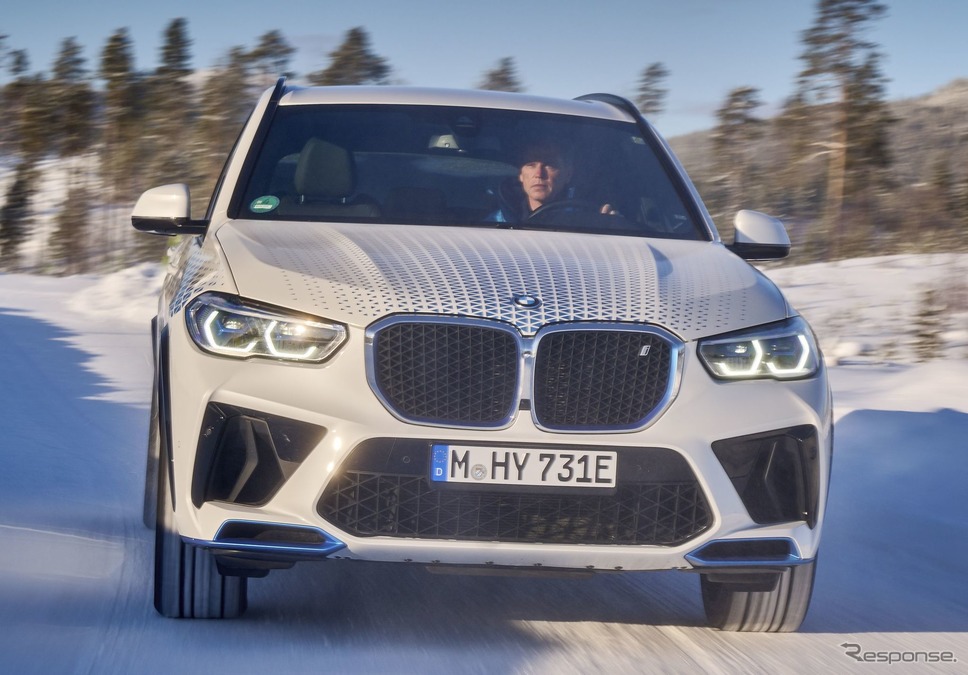 BMW iX5 ハイドロジェン のプロトタイプ《photo by BMW》