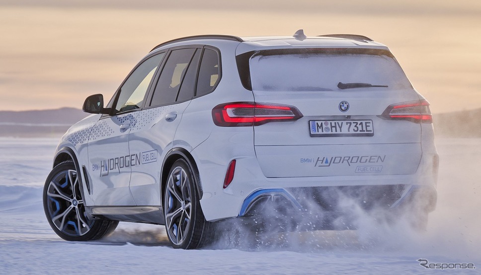BMW iX5 ハイドロジェン のプロトタイプ《photo by BMW》