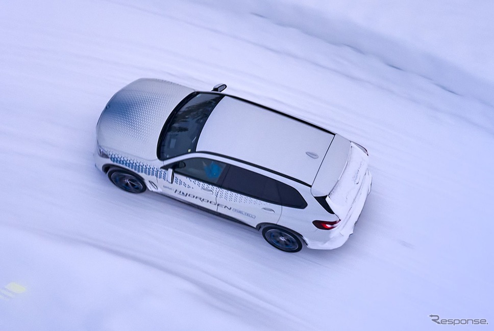 BMW iX5 ハイドロジェン のプロトタイプ《photo by BMW》