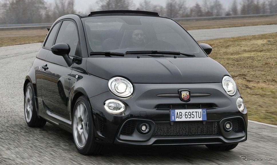 アバルト 695 ツーリスモパック《photo by Abarth》
