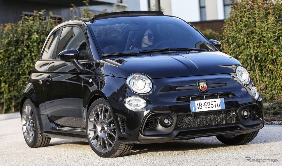 アバルト 695 ツーリスモパック《photo by Abarth》