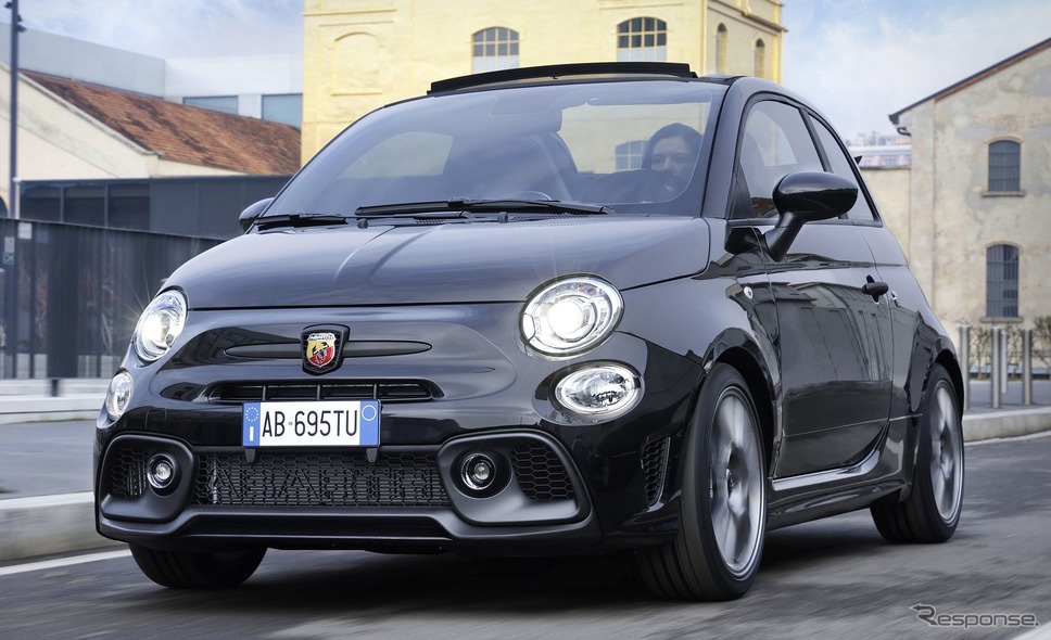 アバルト 695 ツーリスモパック《photo by Abarth》