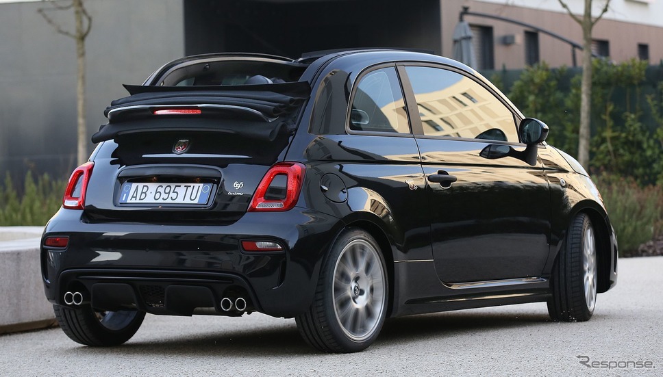 アバルト 695 ツーリスモパック《photo by Abarth》