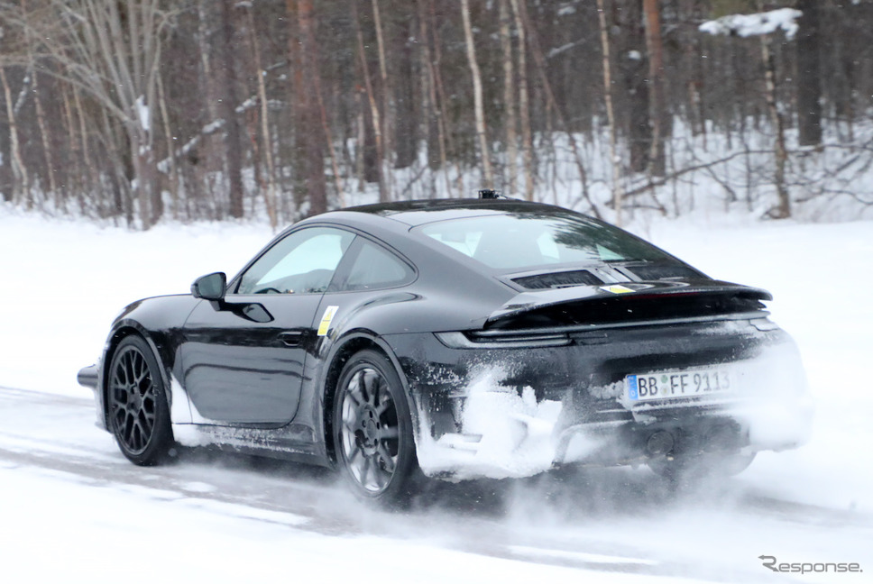 ポルシェ 911ハイブリッド プロトタイプ(スクープ写真)《APOLLO NEWS SERVICE》