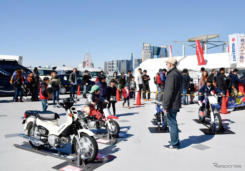 MFJレースマシン体験(過去の実施風景)《写真提供 東京モーターサイクルショー協会》