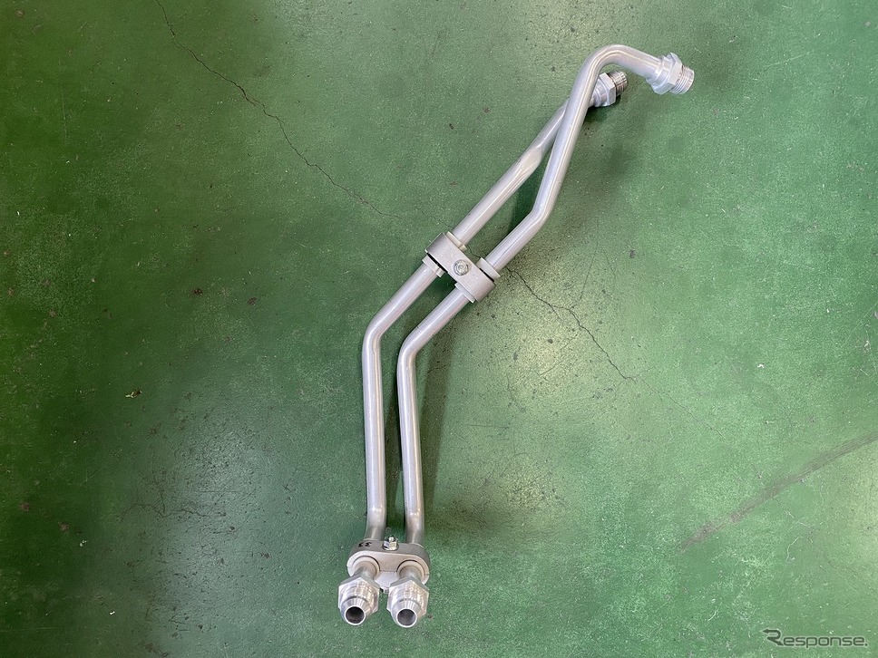 オイルクーラーパイプ《写真提供 HKS》