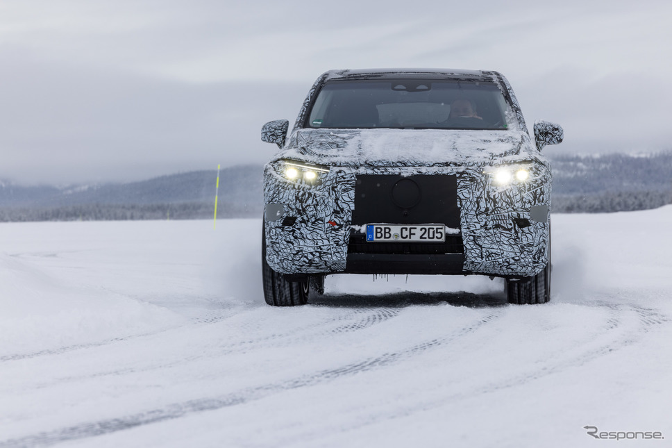 メルセデスベンツ EQS SUV のプロトタイプ《photo by Mercedes-Benz》