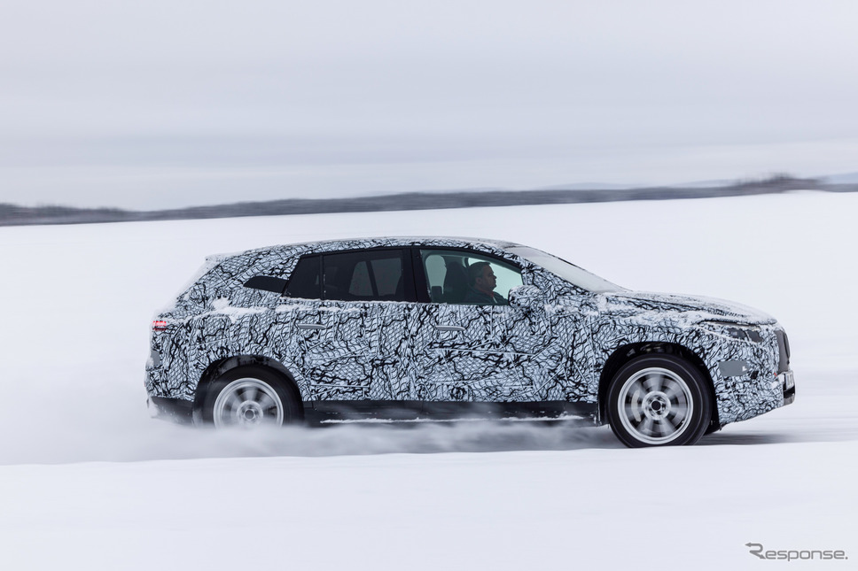 メルセデスベンツ EQS SUV のプロトタイプ《photo by Mercedes-Benz》