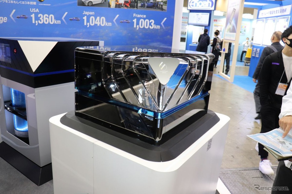 ミライのFCユニットをそのままパッケージにした（水素・燃料電池展2022）《写真撮影 中尾真二》