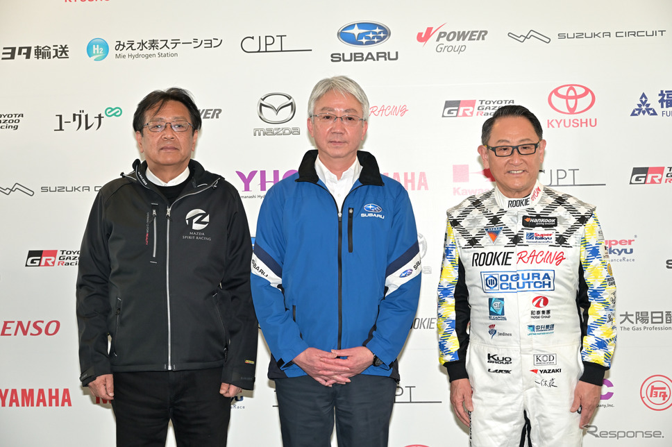 トヨタの豊田章男社長、スバルの中村知美社長、マツダの丸本明社長《写真撮影 雪岡直樹》