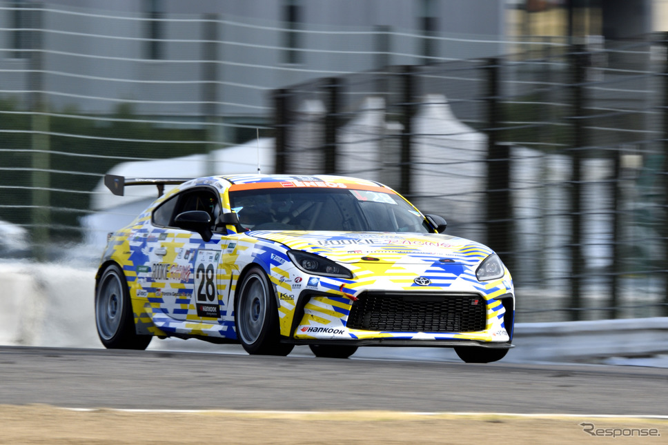 ENEOSスーパー耐久シリーズ2022 Powered by Hankook　鈴鹿5時間耐久レース《写真撮影 雪岡直樹》