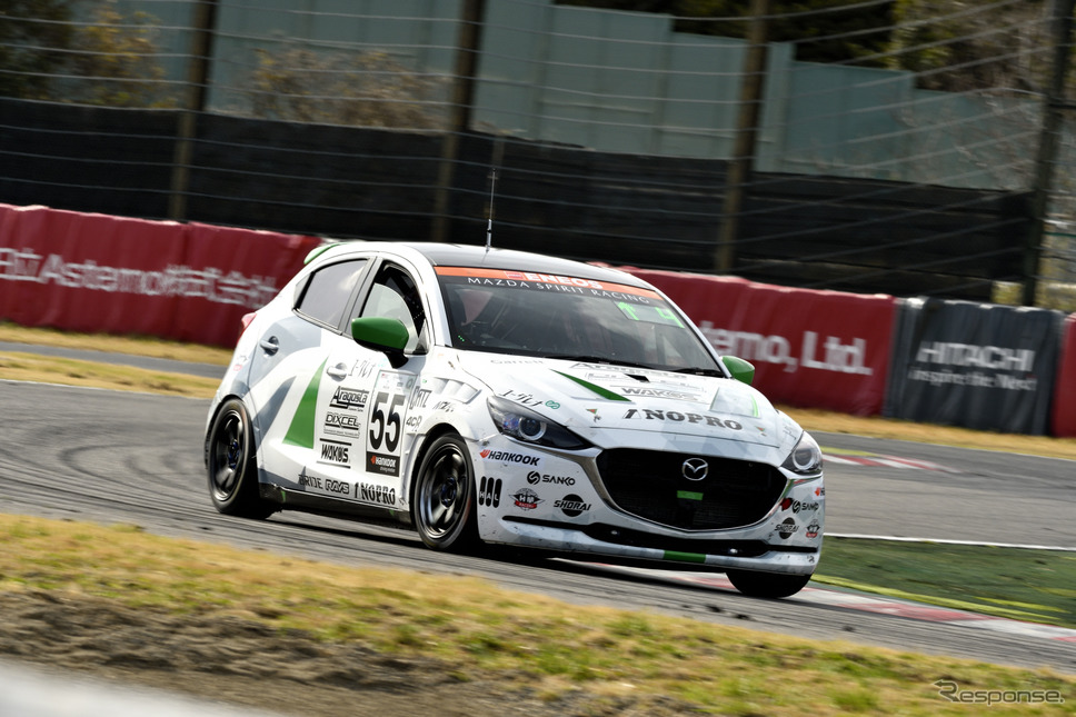 55号車 MAZDA SPIRIT RACING MAZDA2 Bio concept《写真撮影 雪岡直樹》