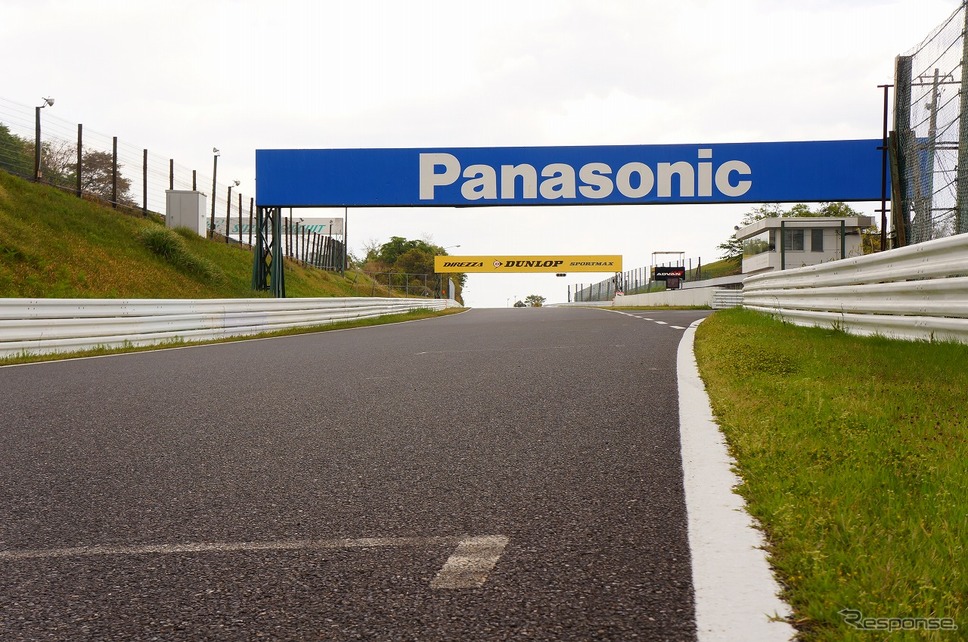 鈴鹿8耐ネーミングライツ「ハルカスストレート」《写真提供 ホンダモビリティランド》