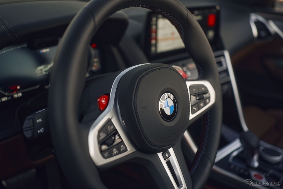 BMW M8コンペティション カブリオレ《写真提供 ビー・エム・ダブリュー》