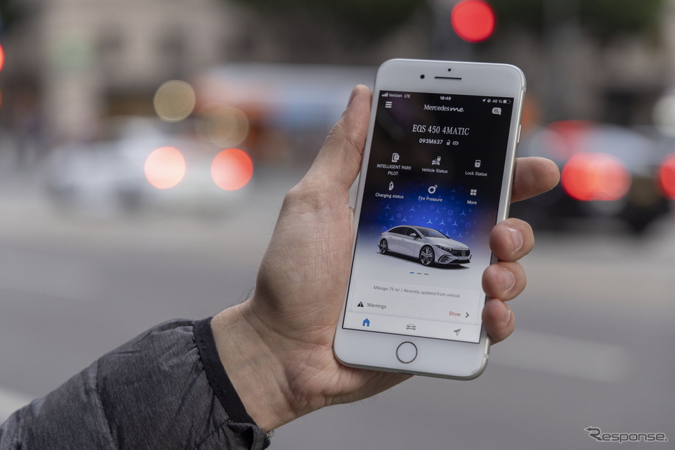 メルセデスベンツ EQS による自動バレーパーキング《photo by Mercedes-Benz》