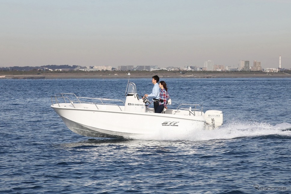 スズキマリンが販売する小型フィッシングボート「S17」（ジャパンインターナショナルボートショー2022出展予定）《写真提供　スズキ》