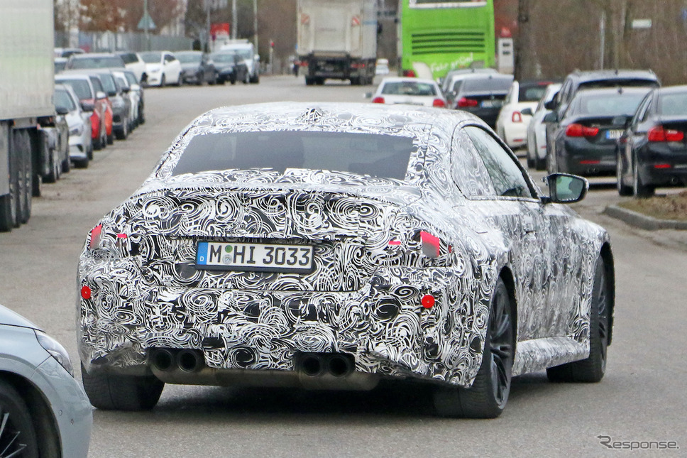 BMW M2クーペ プロトタイプ(スクープ写真)《APOLLO NEWS SERVICE》