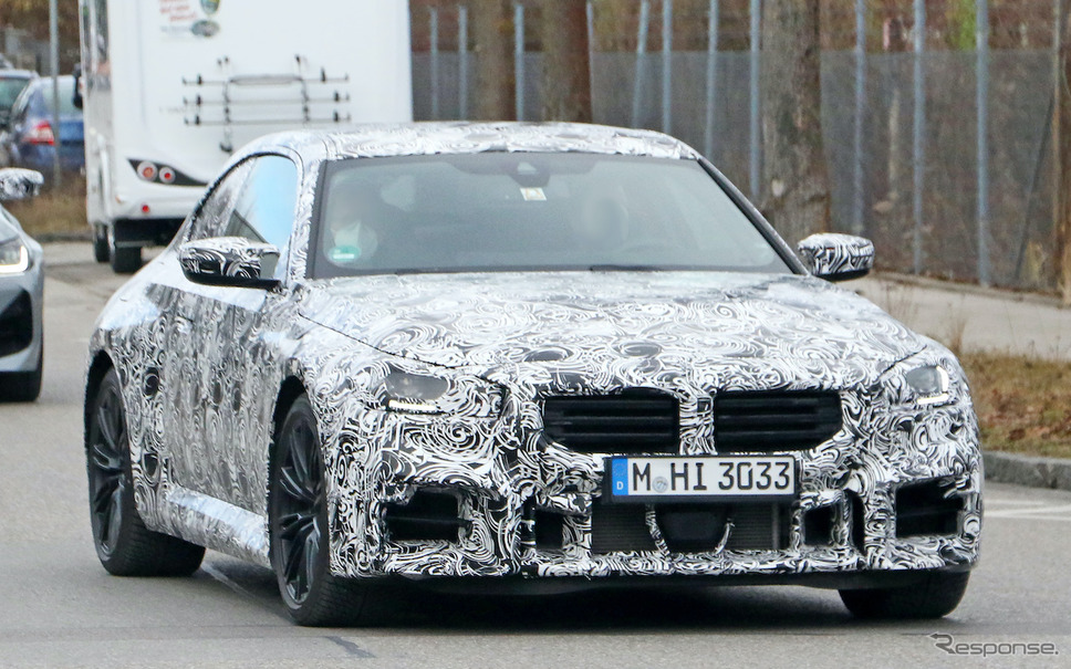 BMW M2クーペ プロトタイプ(スクープ写真)《APOLLO NEWS SERVICE》
