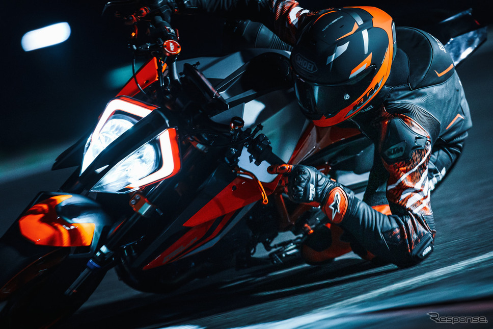 KTM 1290スーパーデュークR(東京モーターサイクルショー2022出展予定)《写真提供 KTM JAPAN》