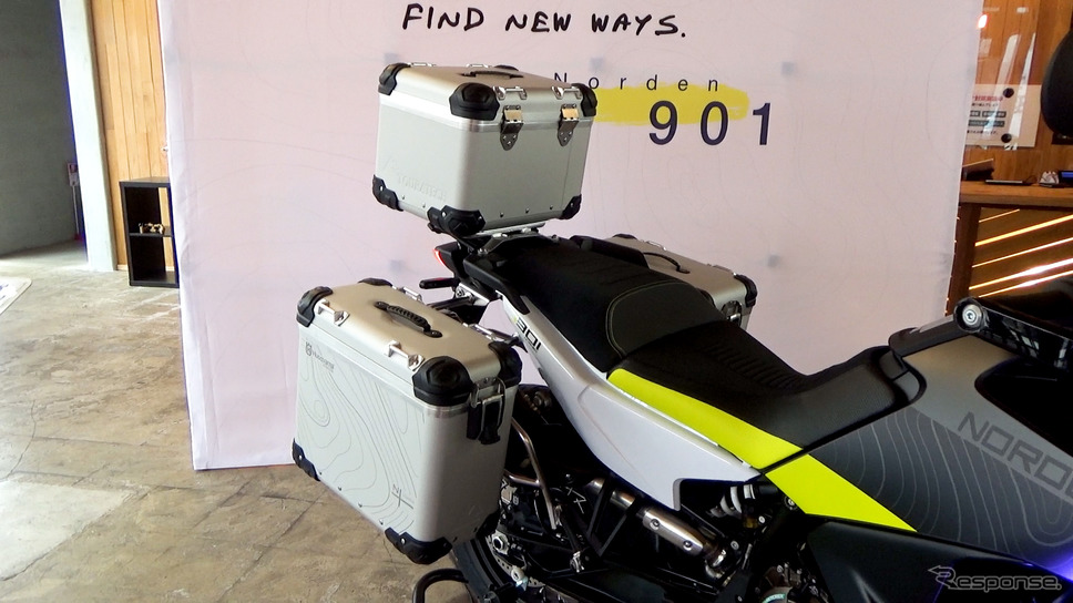 ハスクバーナ・モーターサイクルズ ノーデン901《写真撮影 WITH ME》